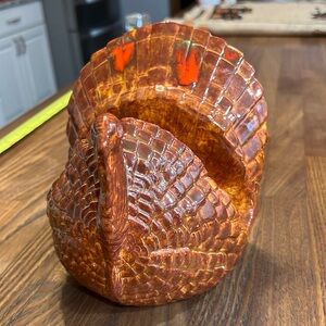 Get ready for the holidays with this Turkey napkin holder